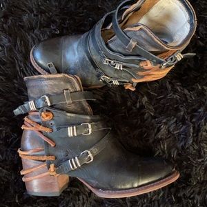 Freebird Crue ankle boots